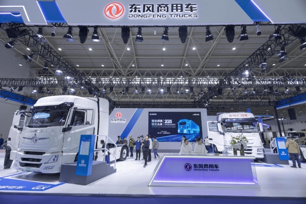 智驾领航，绿境未来：东风商用车以科技重构商用车价值版图 