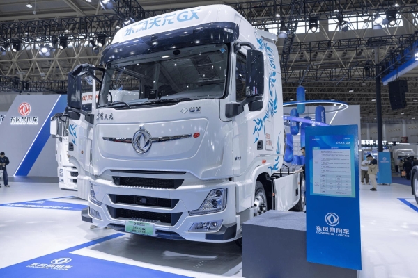 智驾领航，绿境未来：东风商用车以科技重构商用车价值版图 