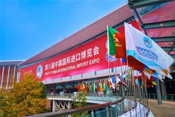 瑞得莱恩酒业再次亮相中国国际进口博览会 