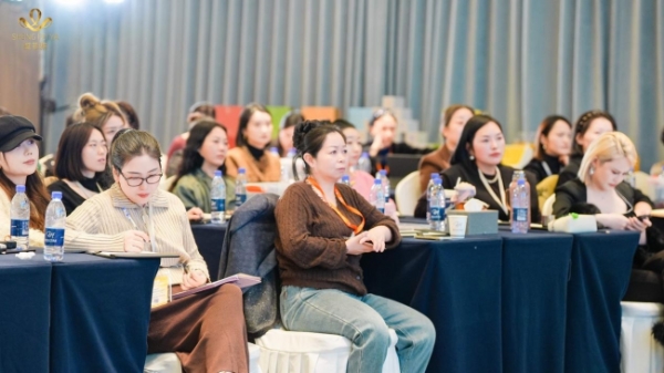 体重管理市场变化下，一场关于轻模式经营的行业交流在杭州举行 