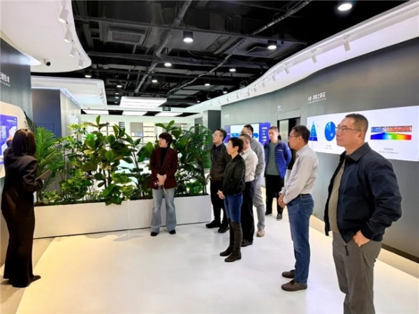 北控水务轮值执行总裁王助贫一行参访芯视界科技，共商智慧水务感知新未来