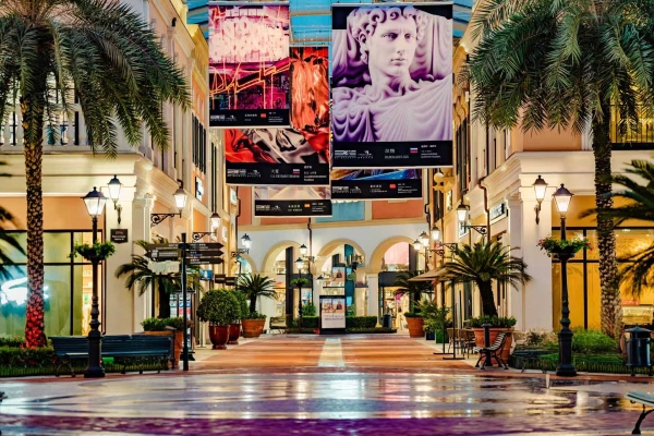 重庆FV佛罗伦萨小镇率先启幕2026年重庆国际光影文化旅游节 