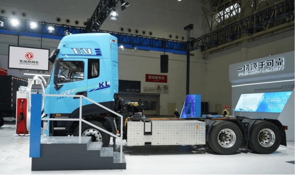 460公里续航40分钟快充 东风天龙KL纯电重卡如何破解长途运输焦虑？ 