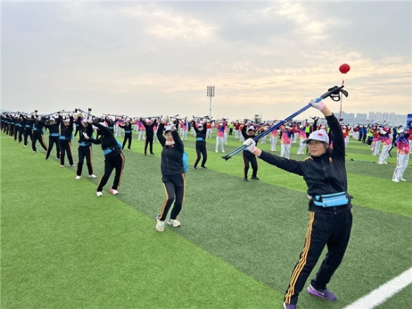 2025年“双11”全国持杖行走联动日活动开走 v