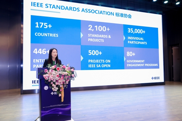 “破界与重构：AI 时代女性领导力的新范式革命”——2025 IEEE女工程师领导力论坛圆满闭幕 