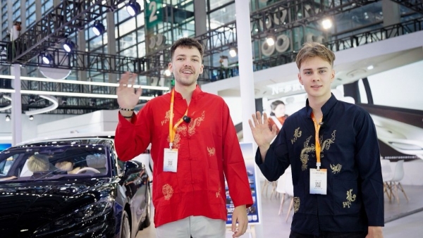 5.22万人潮涌动，超千万次云端围观！CEIC 2025圆满落幕！ 