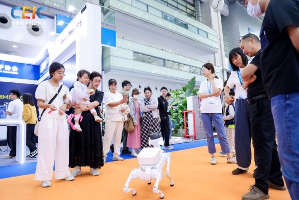 5.22万人潮涌动，超千万次云端围观！CEIC 2025圆满落幕！ 