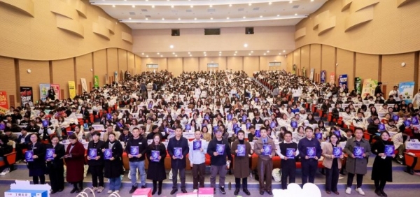 青春有你，柔护有我，共燃创意星火|可心柔2025校园行圆满收官！ 