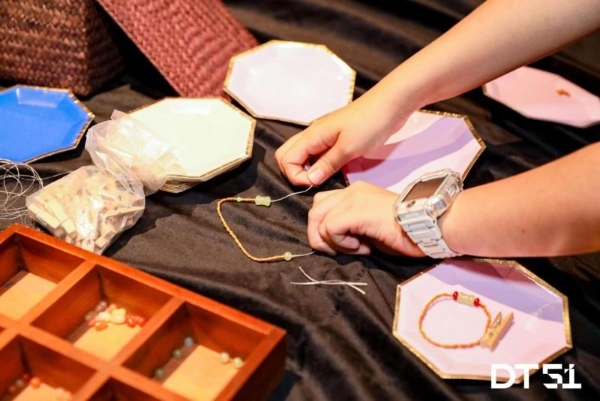 初冬新聚场：北京DT51携手伍德吃托克共启“手串潮流文玩节”