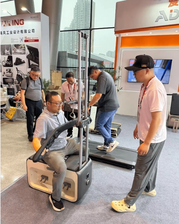 爱动派助力居家健身，轻松打造家庭力量训练场 