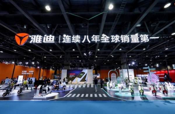 率先垂范！雅迪以科技创新引领新国标时代安全出行变革 