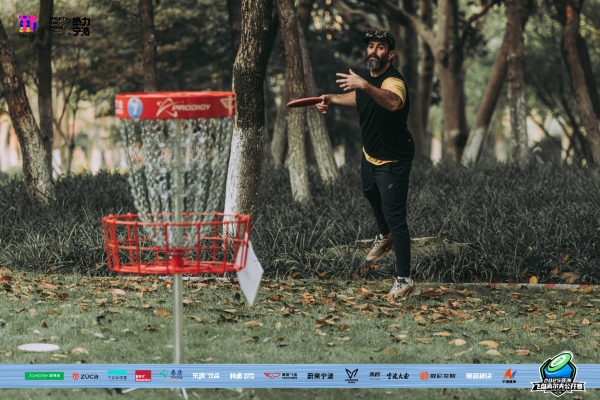 群英汇聚，博弈甬城！2025亚洲飞盘高尔夫公开赛在鄞州院士公园盛大启幕 