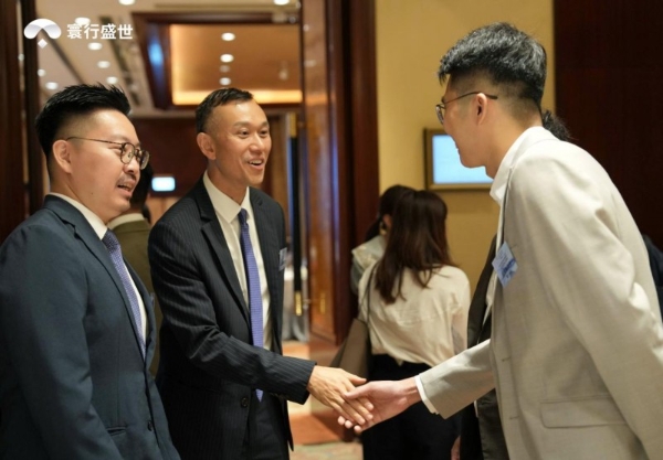 【重磅】寰行盛世荣膺“大湾区年度最具影响力大奖”，成唯一获奖人才服务机构