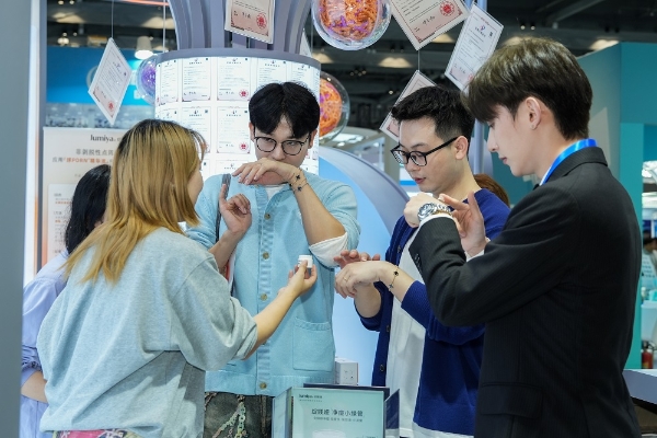 绽媄娅重磅亮相CDA，以首创专利引领PDRN护肤新纪元 