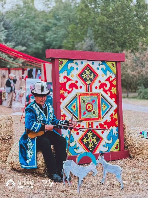 北湖艺术季温暖落幕，以艺术织就秋日诗意长卷，激活城市“第三生活空间”