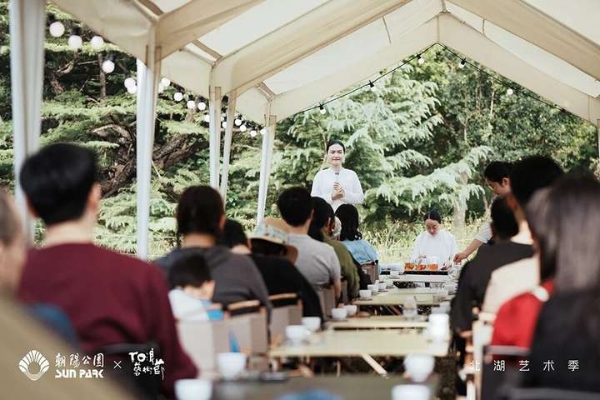 北湖艺术季温暖落幕，以艺术织就秋日诗意长卷，激活城市“第三生活空间”