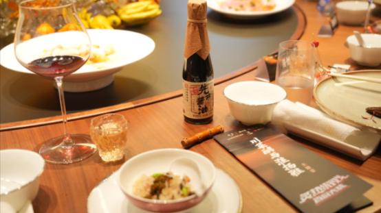 从百厨夺冠到非遗盛宴：徐孝洪让川扬风味与百年酱香共振 