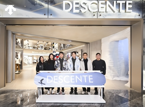 迪桑特「城市滑雪力练场」登陆北京三里屯太古里 携手游泳世界冠军孙佳俊共启雪季新章 