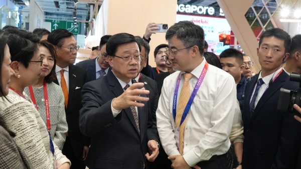 进博会上的草本创新：小主无湿轻、血气丹以现代科技诠释千年汉方智慧 