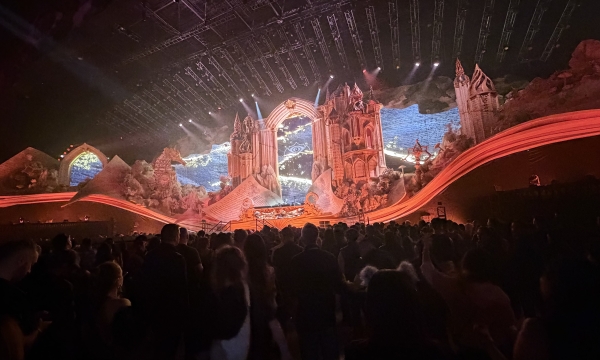 “多碰杯，少干杯”，百威中国以责任行动共创“明智饮酒”新风尚 