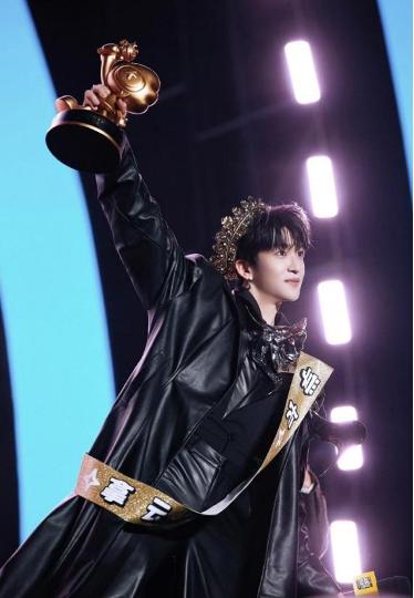 2025微博大眼音乐节创南京音乐节单日人数纪录，星粉共创引领音乐节新潮流 