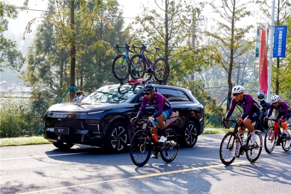 2025中国“4+2”接力挑战赛揭幕战在芜湖繁昌激情启幕 