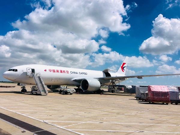 中国东航开通首条中东第五航权货运航线 打造“一带一路”物流新动脉