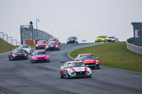 巅峰对决耀湘江，2025湖南株洲国际赛车周圆满收官