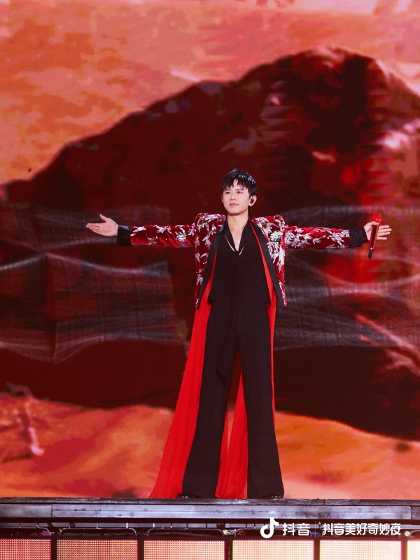 2025抖音美好奇妙夜收官，哪首歌是你的青春旋律