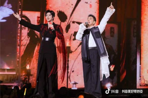 2025抖音美好奇妙夜收官，哪首歌是你的青春旋律