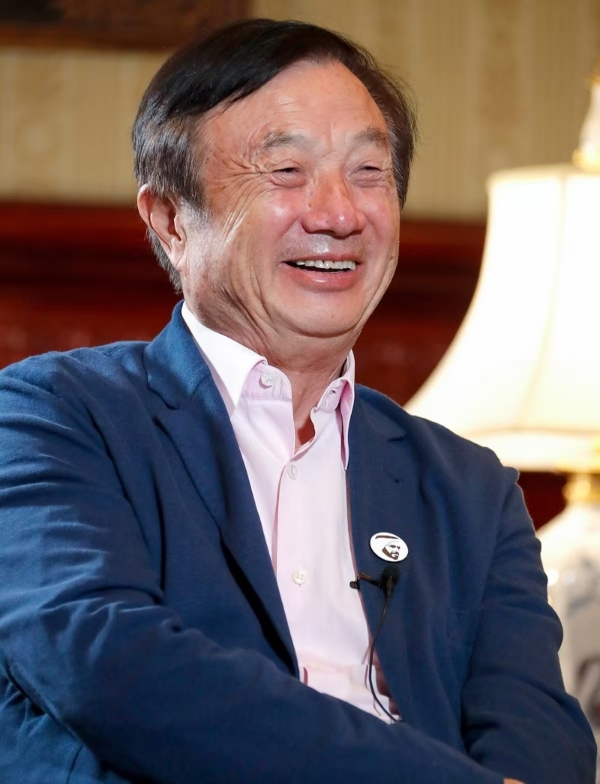 从地摊走出去的商业大佬