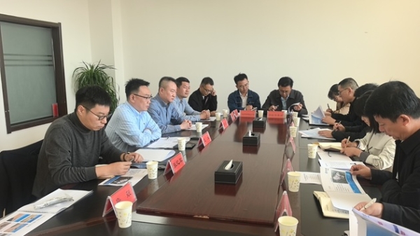 智算西启 碳索未来 浩云长盛宁夏中卫大型智算产业集群喜封金顶 