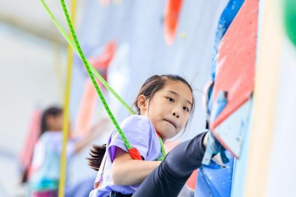 完美收官：2025年全国青少年U系列攀岩联赛（江西全南站）举行 