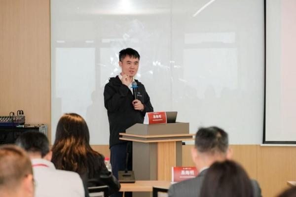 人工智能特训营·首场长征计划 | 共赴智能未来的探索之旅 