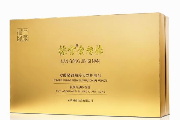 乾隆与金丝楠的缘分