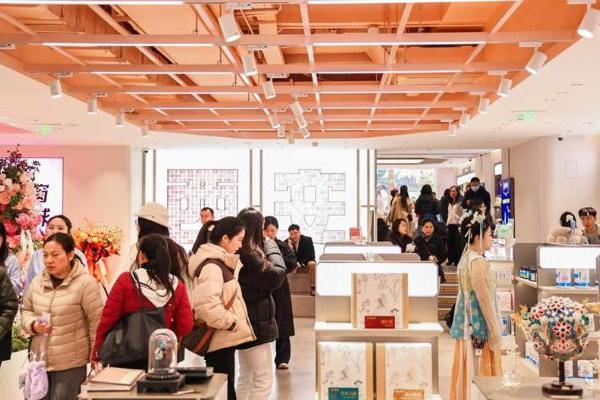 中国旅游集团旗下西安市内免税店盛大开业——“长安开新窗”，开启古都免税消费新篇章 