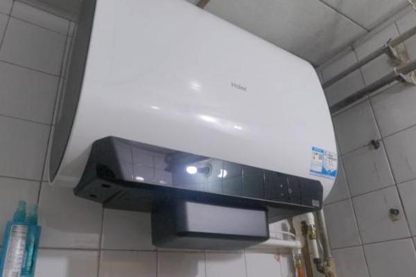 无镁渣无水垢！海尔26年用户换新无镁棒热水器 