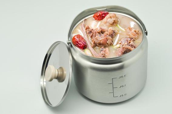 立冬开启 “补冬模式”，思乐得焖烧锅轻松焖好羊肉汤，暖身更暖心 