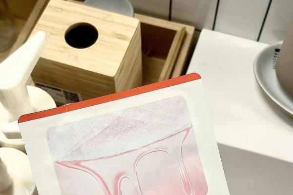 入选2025中国好配方的hfp熊果苷美白面膜，真的好用吗？ 