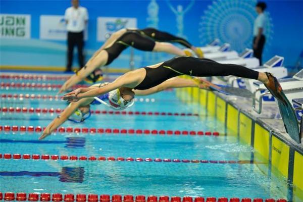 以“水”为媒，携手“潜”行——紧扣体育创新实践主线，走好校地合作之路