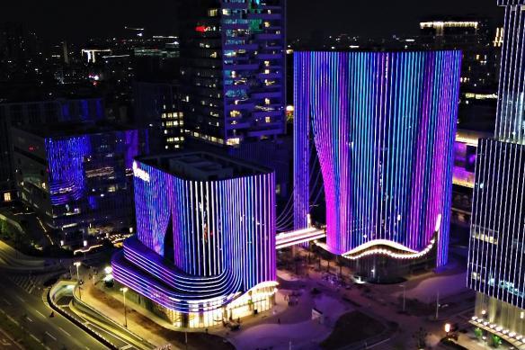 阿道夫总部中心大厦照明工程荣获第十二届中照照明奖二等奖 