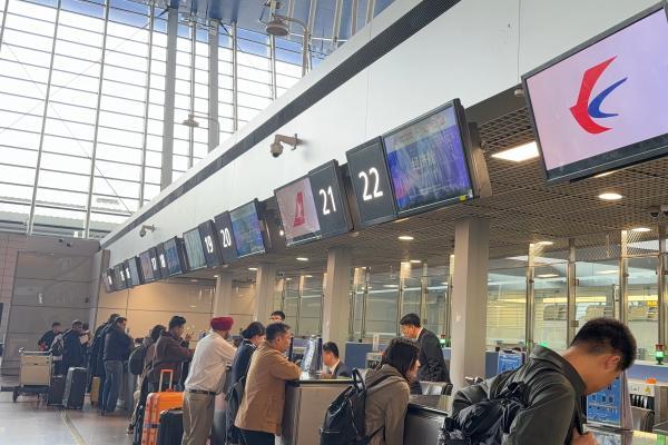 国内航司首家！东航今天起复航中印航线 上海浦东—德里每周执行3班