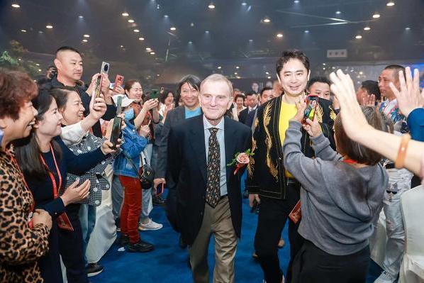 盗龄医生新健康，解析新商业快速发展的“奥秘”