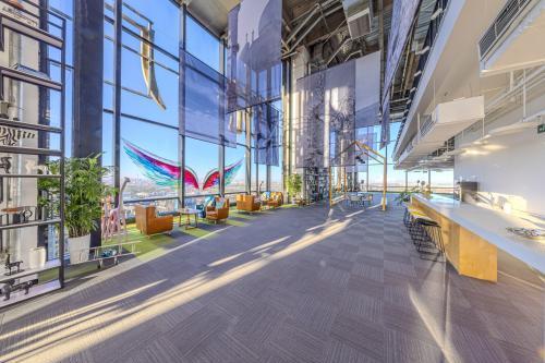 国锐云嵿成功举办OpenDay，解锁亦庄CBD高空活动新场景 