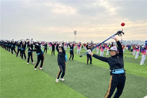 2025年“双11”全国持杖行走联动日活动开走 v