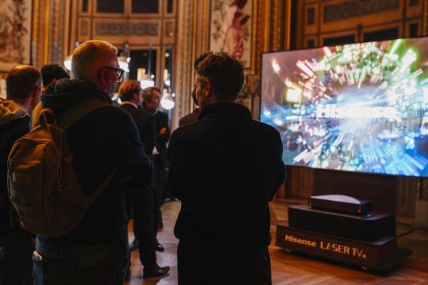 从巴黎歌剧院到家庭客厅，海信激光电视携手 DEVIALET 帝瓦雷开启“家庭影院新世代” 