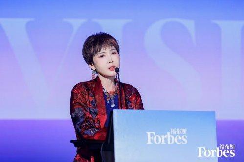 知名作家张德芬入选福布斯中国华人精英 Top100 