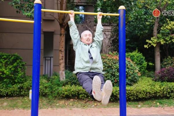 76岁马爷爷会员调理实录：依托谷医堂会员中心，健康生活节节高 