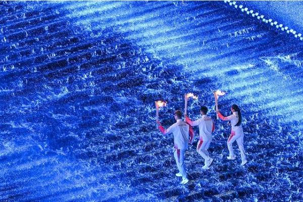 十五运开幕！百岁山以品质护航粤港澳大湾区体育盛宴 