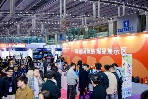 第31届FASHION SOURCE与SS26深圳原创时装周圆满收官 